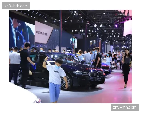线上竞赛与实体装备销售结合 打造闭环消费体验